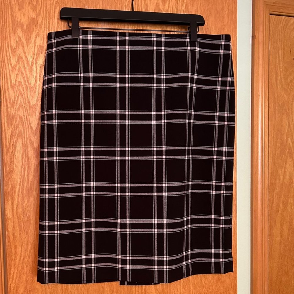 Loft, check pattern skirt